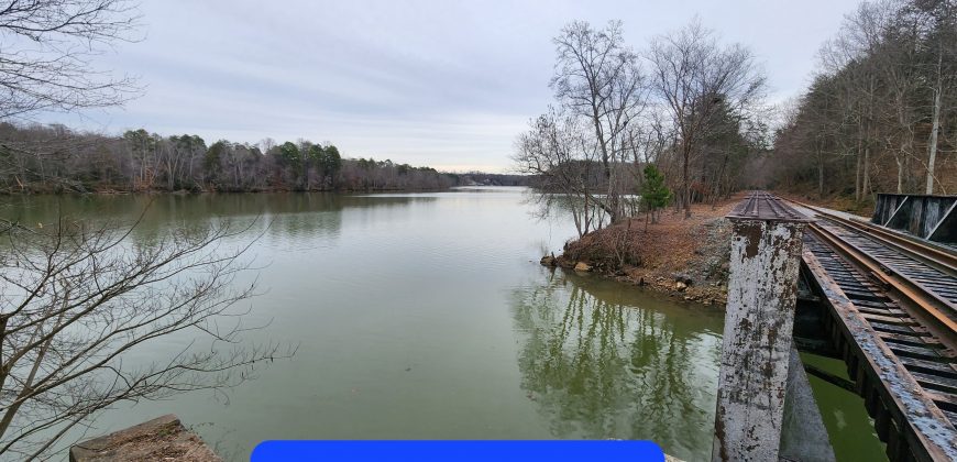 Creekview Drive, Hickory, NC